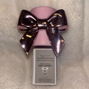 Shiny Pink Bow Wallflower Plug-in Holder by Bath & Body Works